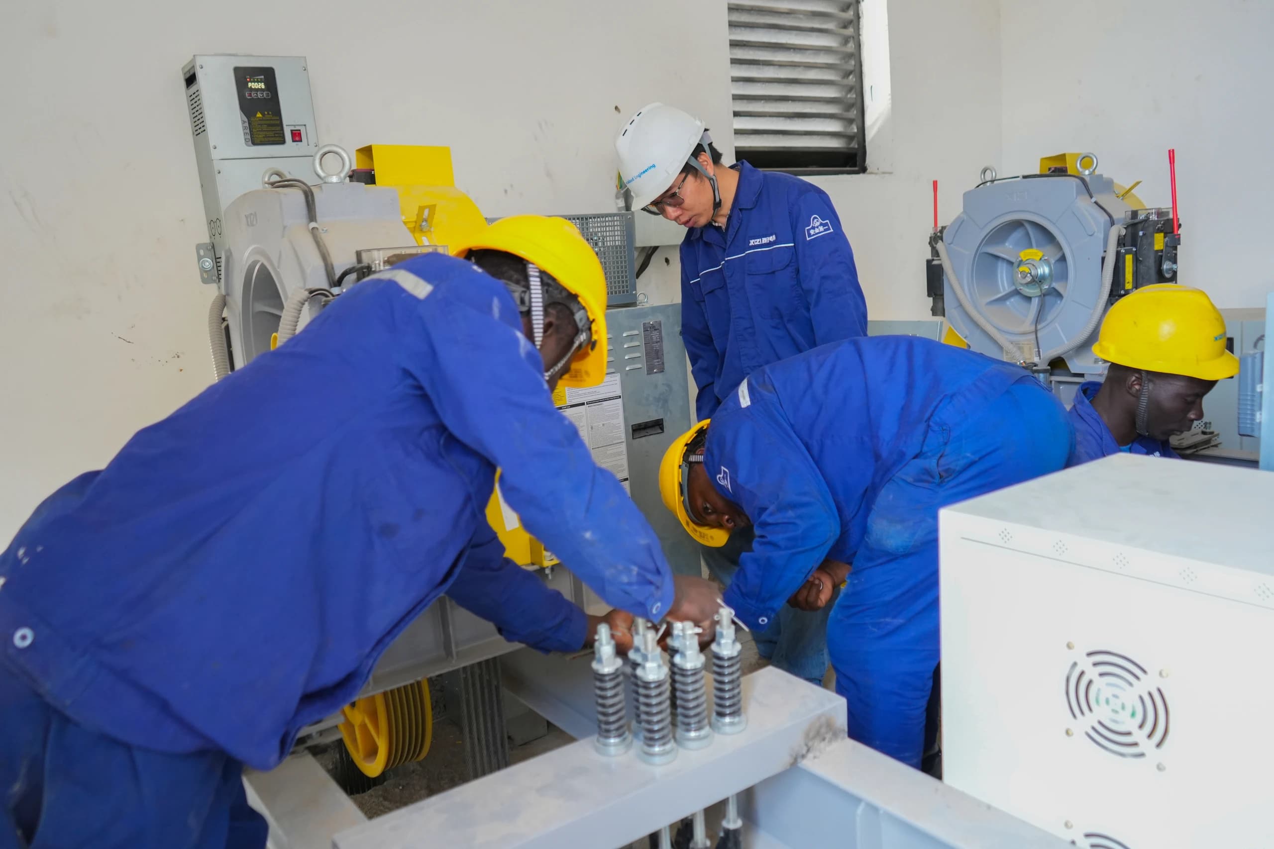 Maintenance elevator engineering